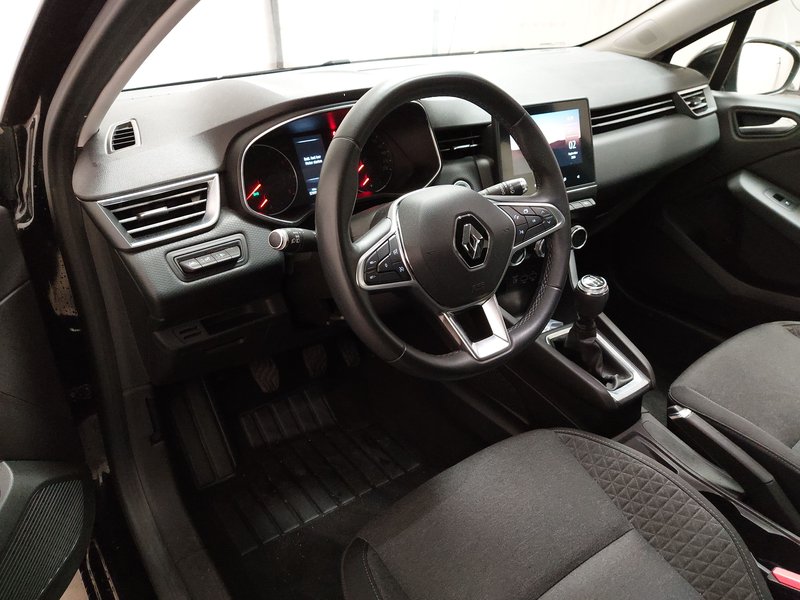 Renault Clio TCe 100 • Full LED — 6