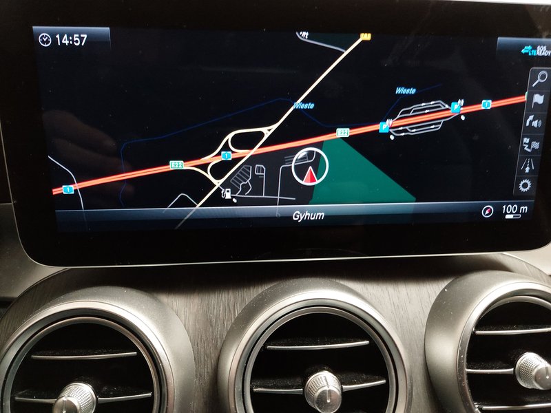 Mercedes-Benz C 220 d karavan automatik Avantgarde • ACC • Full LED — 19