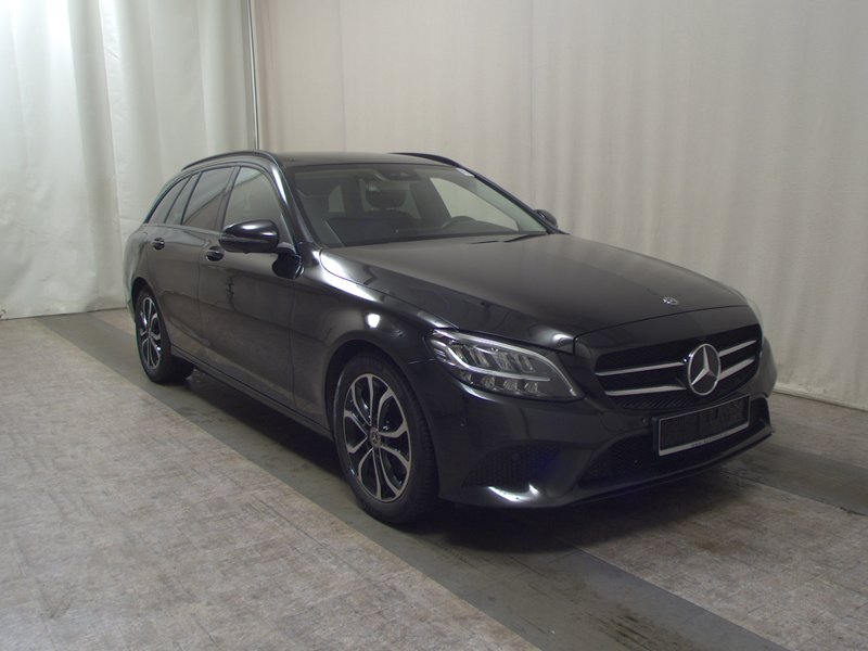 Mercedes-Benz C 220 d karavan automatik Avantgarde • ACC • Full LED — 3