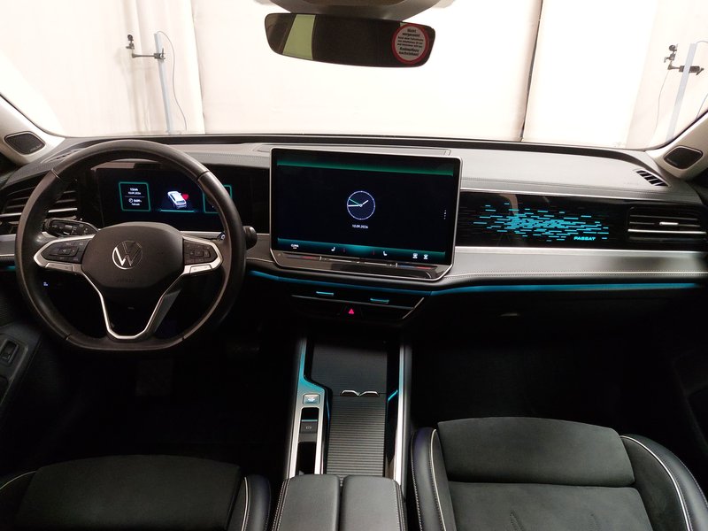 Volkswagen Passat Variant 2.0 TDI automatik Elegance • 360° kamera • ACC — 17