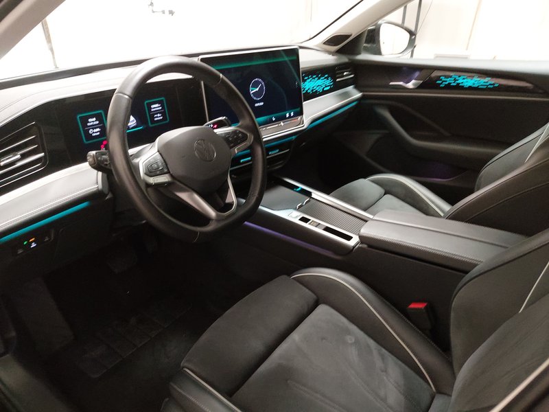Volkswagen Passat Variant 2.0 TDI automatik Elegance • 360° kamera • ACC — 6
