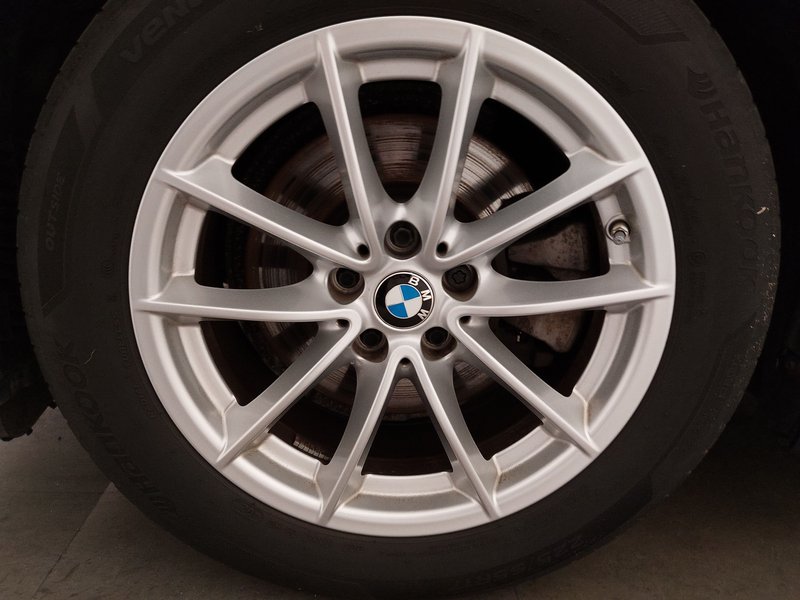 BMW 520d Touring automatik • ACC • Full LED — 8