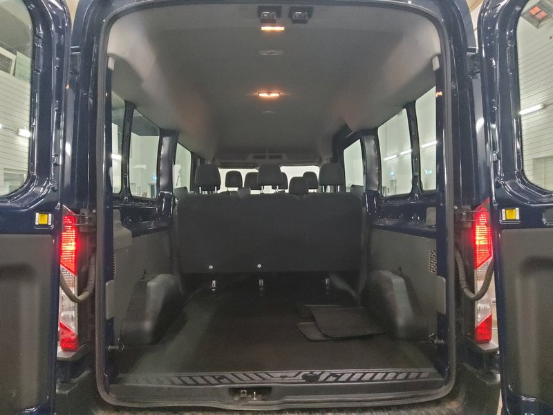 Ford Transit 2.0 TDCi FT 350 • navigacija • automatska klima — 11