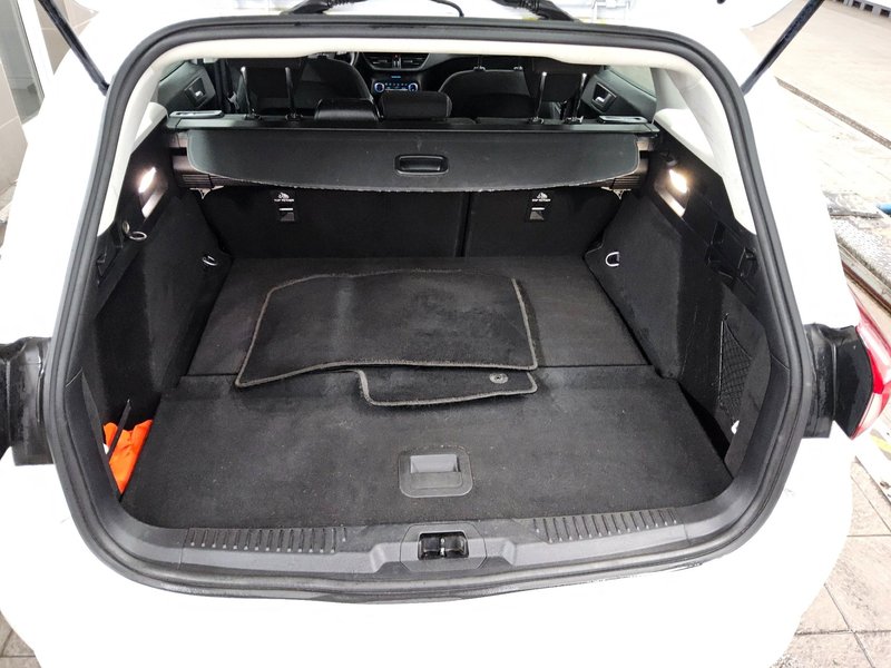 Ford Focus Turnier 1.5 EcoBlue automatik Cool&Connect • ACC • Full LED — 11
