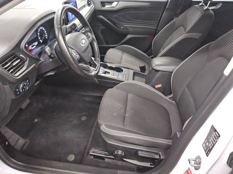 Ford Focus Turnier 1.5 EcoBlue automatik Cool&Connect • ACC • Full LED — 8