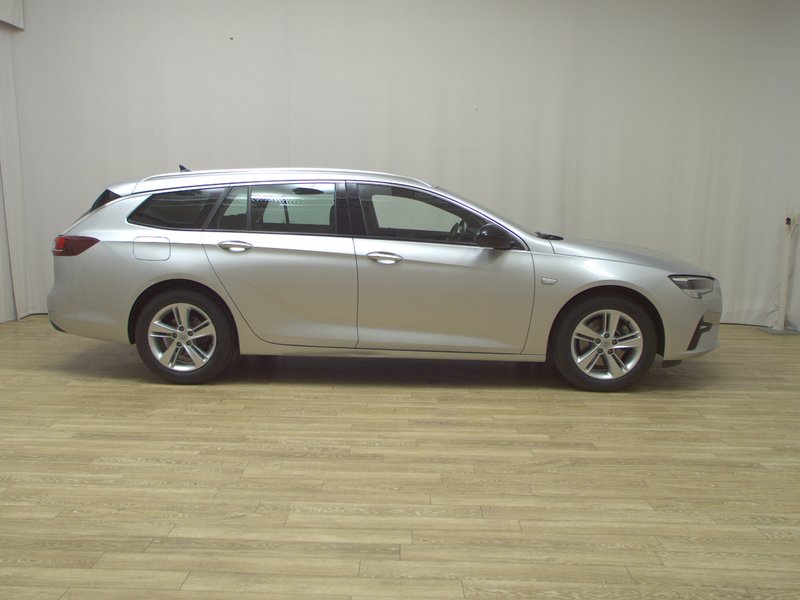 Opel Insignia ST 2.0 D automatik Elegance • LED • navigacija
