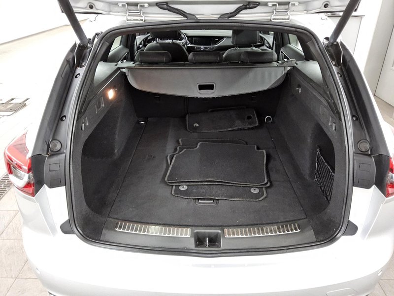 Opel Insignia ST 2.0 D automatik Elegance • LED • navigacija — 11