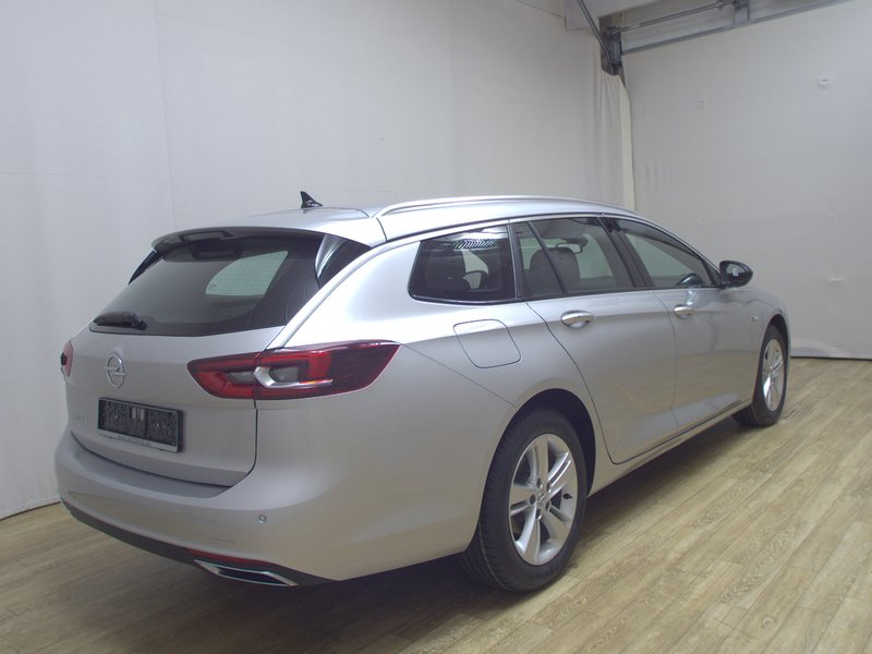 Opel Insignia ST 2.0 D automatik Elegance • LED • navigacija — 4