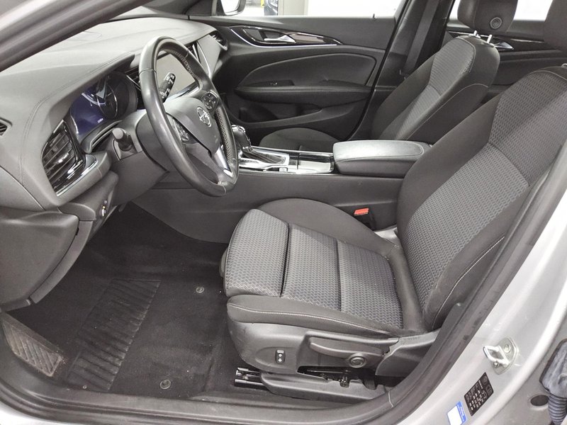 Opel Insignia ST 2.0 D automatik Elegance • LED • navigacija — 8