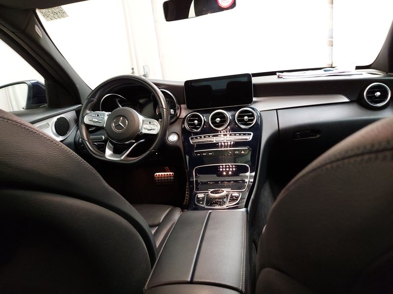 Mercedes-Benz C 220 d AMG Line automatik • panorama • ACC — 12