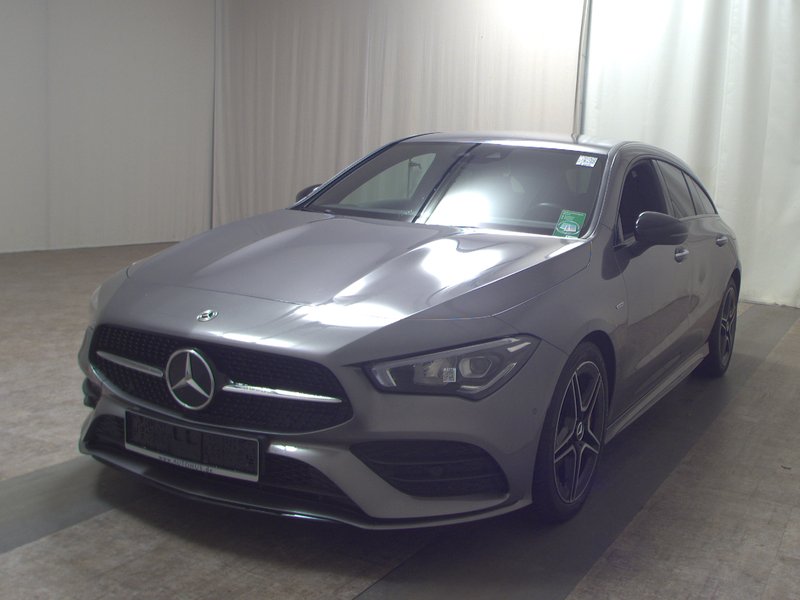 Mercedes-Benz CLA 200 d Shooting Brake automatik AMG Line • LED — 2