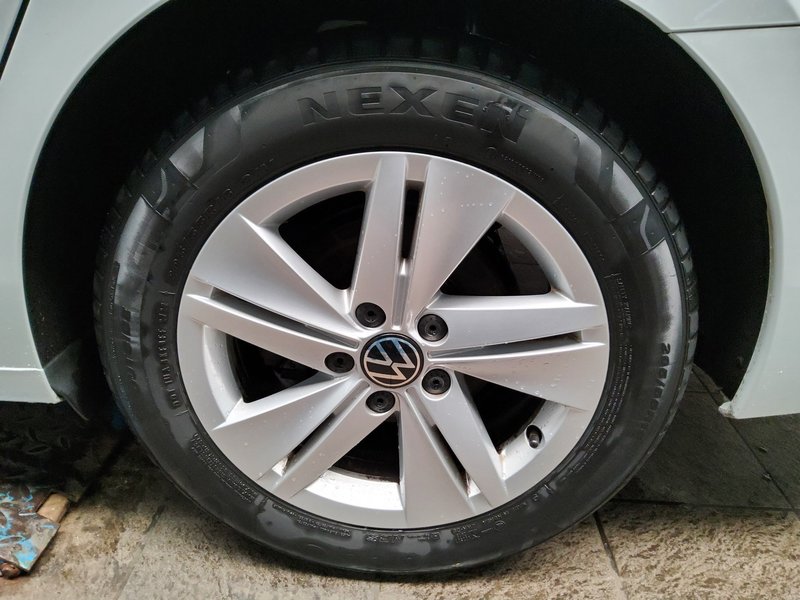 Volkswagen Golf 8 Variant 2.0 TDI automatik • ACC • LED — 11