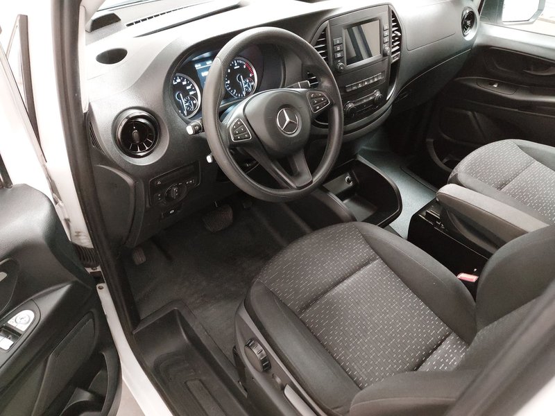 Mercedes-Benz Vito 114 CDI automatik • AHK • digitalni instrumenti — 6
