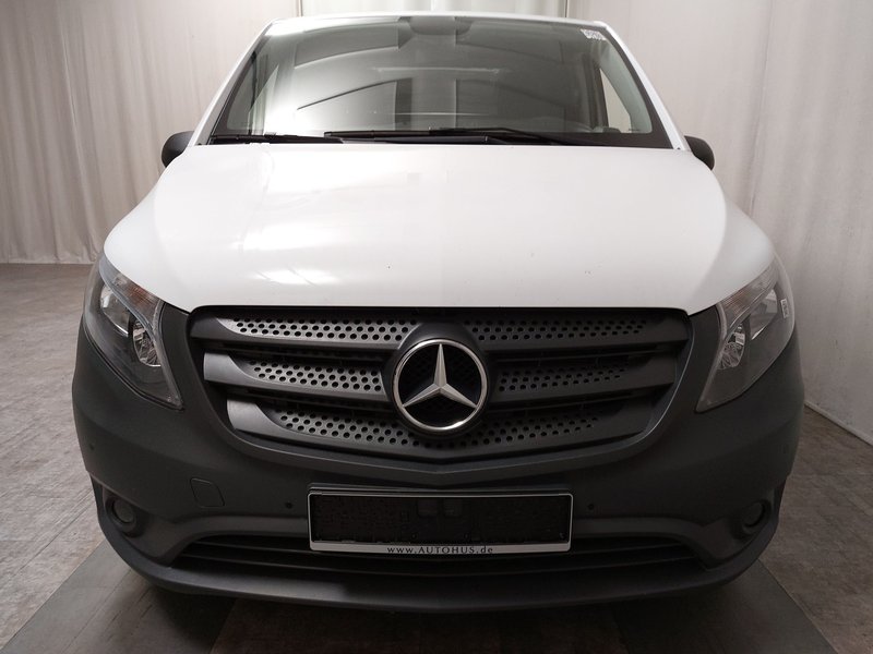 Mercedes-Benz Vito 114 CDI automatik • AHK • digitalni instrumenti — 9