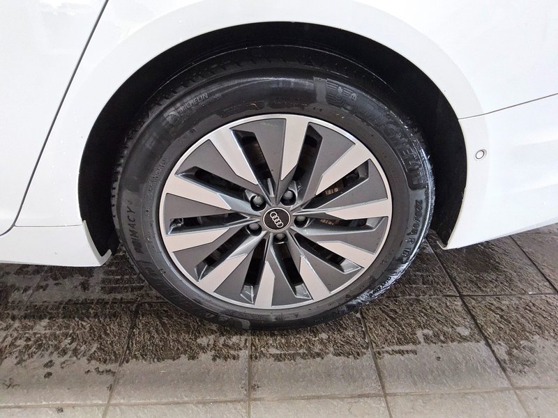 Audi A6 Avant 50 TFSI e quattro automatik • panorama • ACC — 11