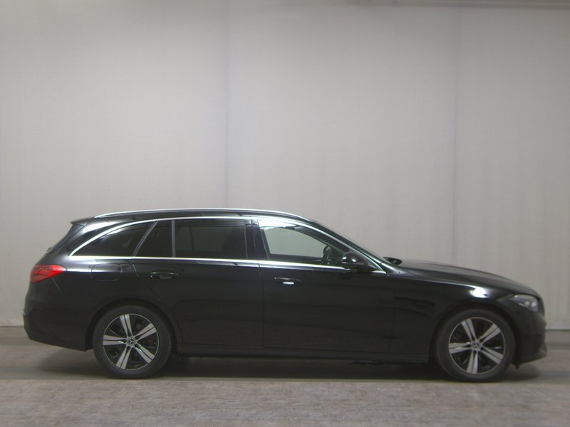 Mercedes-Benz C 220 d automatik Avantgarde • Full LED • digitalni instrumenti