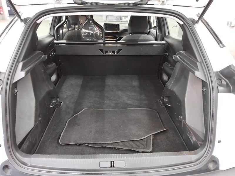 Peugeot 2008 1.5 BlueHDI Active • LED • AHK — 11
