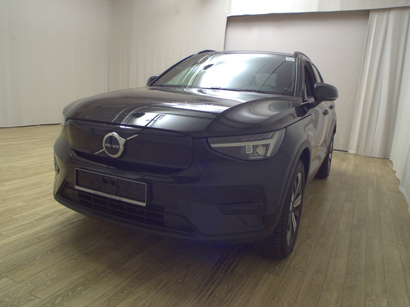 Volvo XC40 Core • AHK • Full LED — 2
