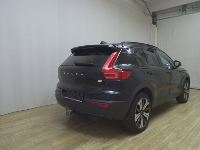 Volvo XC40 Core • AHK • Full LED — 4