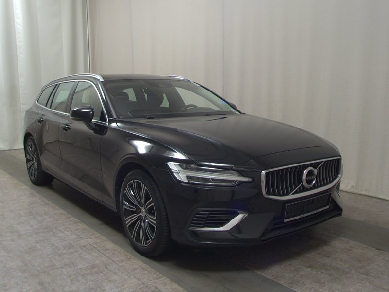 Volvo V60 T6 AWD Inscription automatik • Full LED • panorama — 3