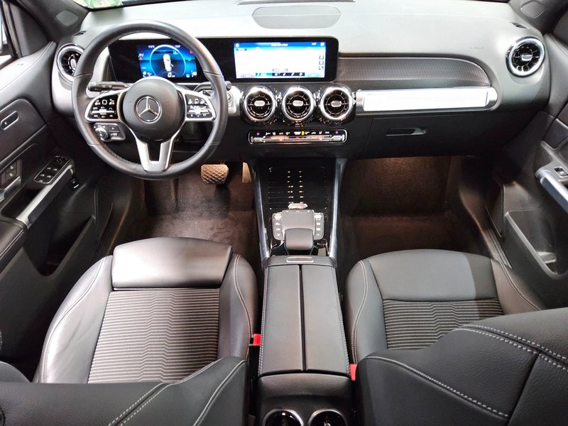 Mercedes-Benz GLB 220 d automatik Progressive • ACC • LED — 5