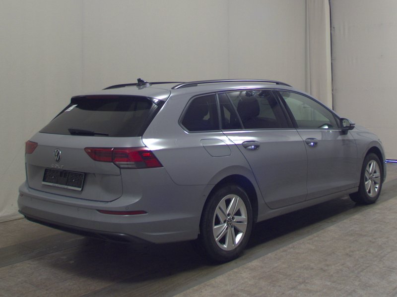 Volkswagen Golf 8 Variant 2.0 TDI automatik Life • koža • Full LED — 4