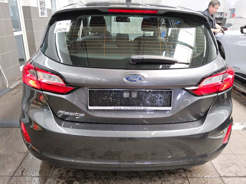 Ford Fiesta 1.0 EcoBoost Cool&Connect • LED — 10