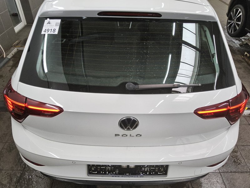 Volkswagen Polo 1.0 TSI • LED — 12