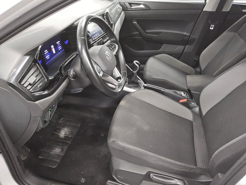 Volkswagen Polo 1.0 TSI • LED — 9