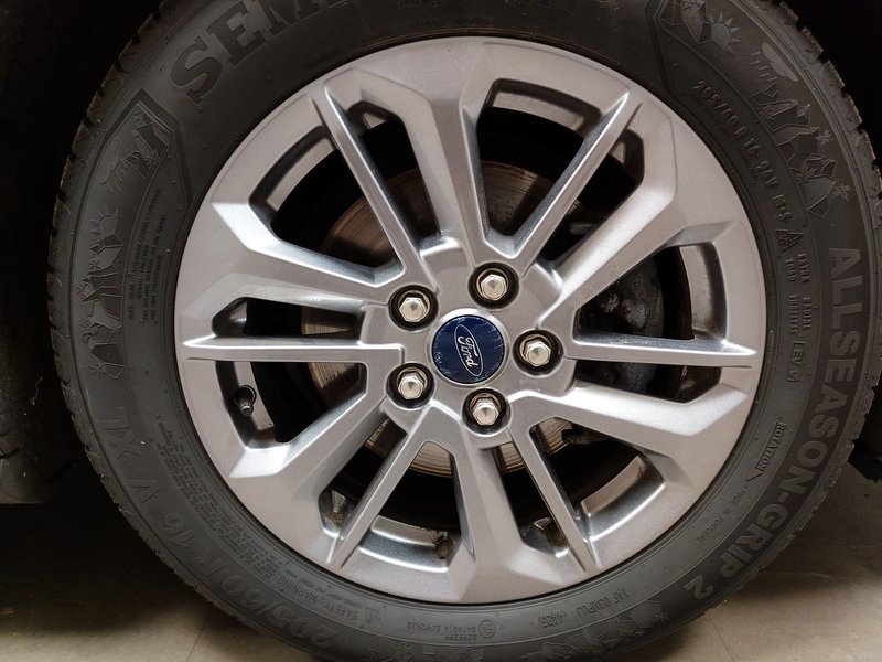 Ford Focus Turnier 1.5 TDCi Titanium X automatik • LED • digitalni instrumenti — 11