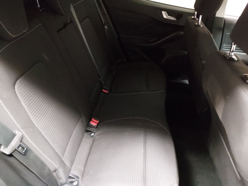 Ford Focus Turnier 1.5 TDCi Titanium X automatik • LED • digitalni instrumenti — 22