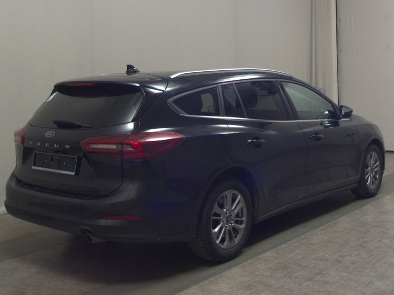 Ford Focus Turnier 1.5 TDCi Titanium X automatik • LED • digitalni instrumenti — 4