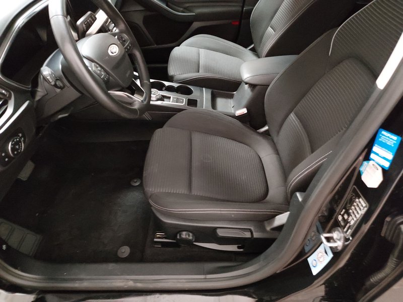 Ford Focus Turnier 1.5 TDCi Titanium X automatik • LED • digitalni instrumenti — 6