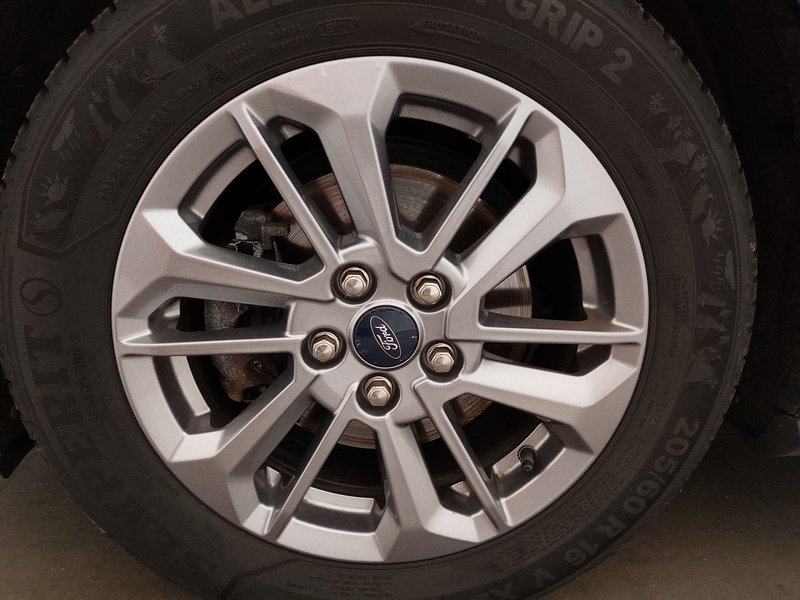 Ford Focus Turnier 1.5 TDCi Titanium X automatik • LED • digitalni instrumenti — 9