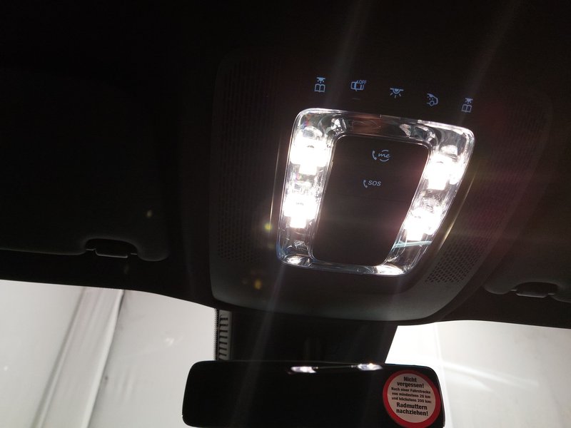Mercedes-Benz GLB 200 d automatik Progressive • električna peta vrata • Full LED — 13