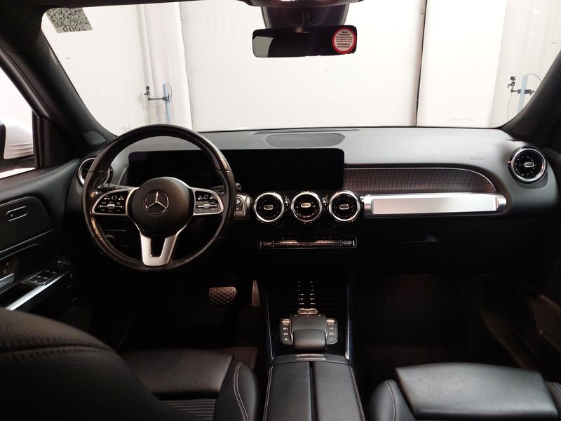 Mercedes-Benz GLB 200 d automatik Progressive • električna peta vrata • Full LED — 17