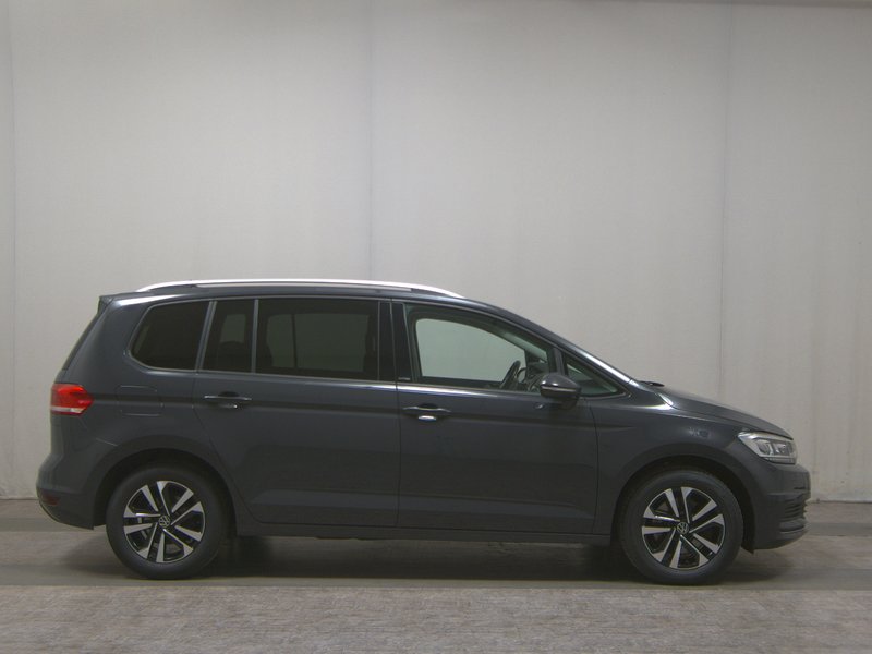 Volkswagen Touran 2.0 TDI automatik • ACC