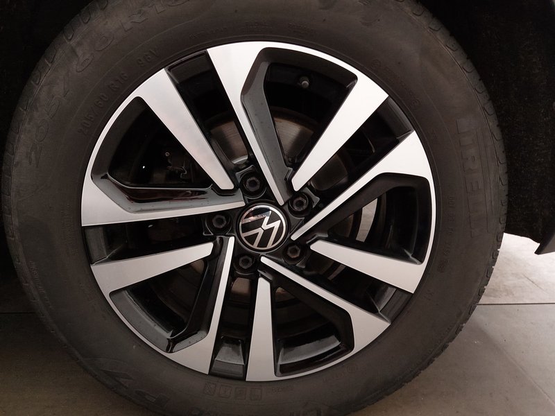 Volkswagen Touran 2.0 TDI automatik • ACC — 14