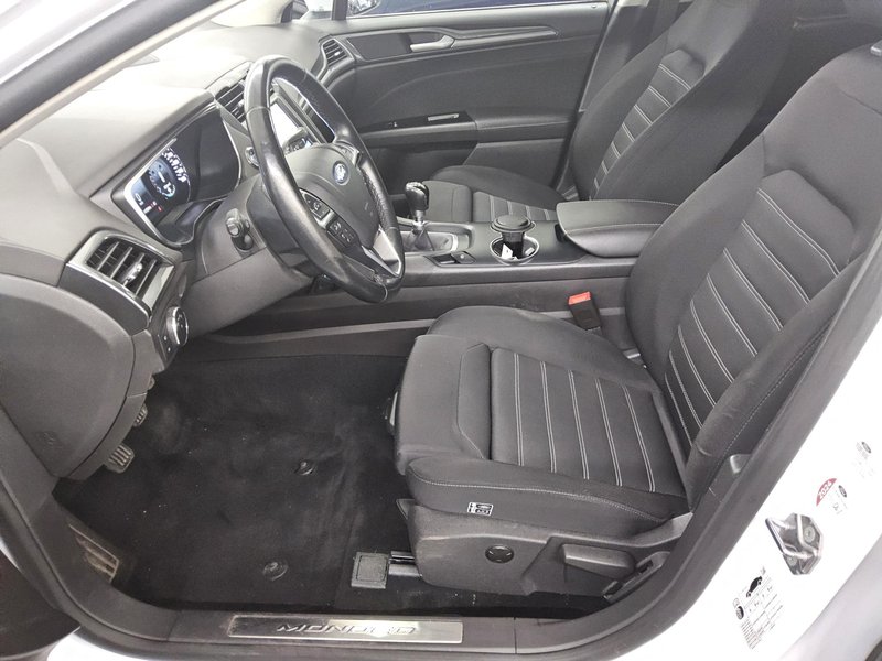 Ford Mondeo Turnier 2.0 EcoBlue Titanium • AHK • Full LED — 8