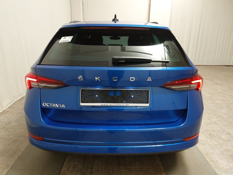 Škoda Octavia Combi 2.0 TDI Ambition • LED — 14