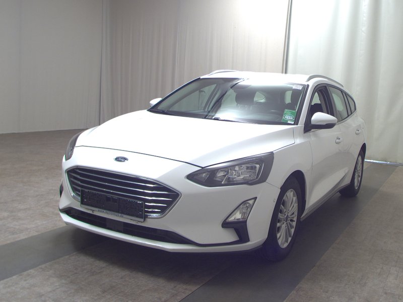 Ford Focus Turnier 1.5 EcoBlue Titanium • 360° kamera • bežično punjenje — 2
