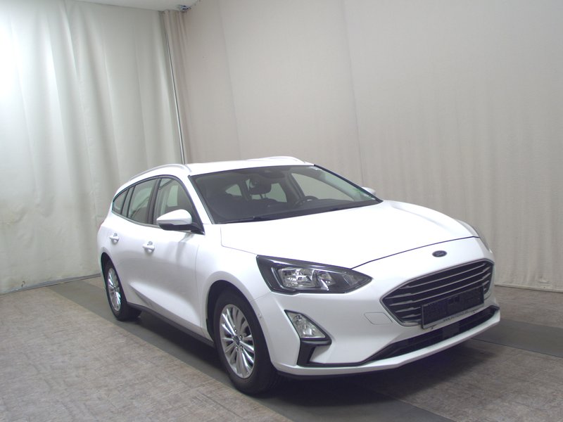 Ford Focus Turnier 1.5 EcoBlue Titanium • 360° kamera • bežično punjenje — 3