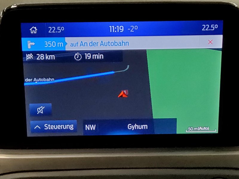 Ford Focus Turnier 1.5 EcoBlue Titanium • 360° kamera • bežično punjenje — 7