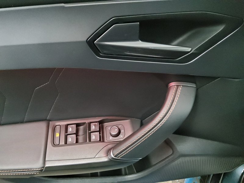 CUPRA Formentor 2.0 TDI 4Drive • AHK • Full LED — 10