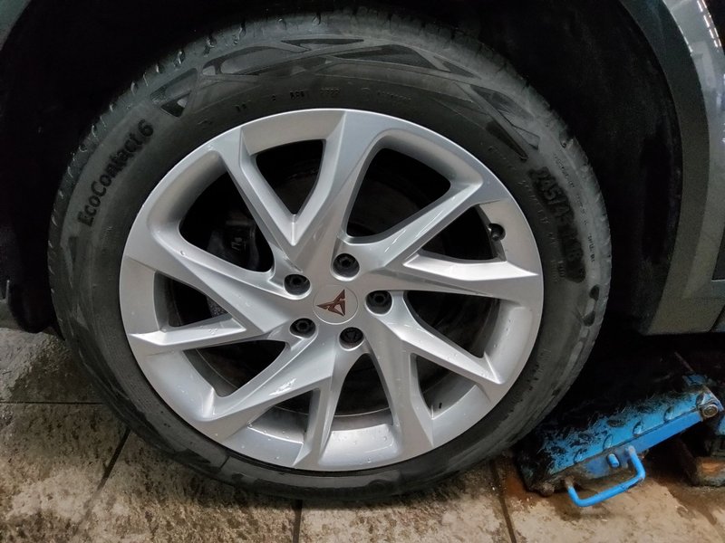 CUPRA Formentor 2.0 TDI 4Drive • AHK • Full LED — 11
