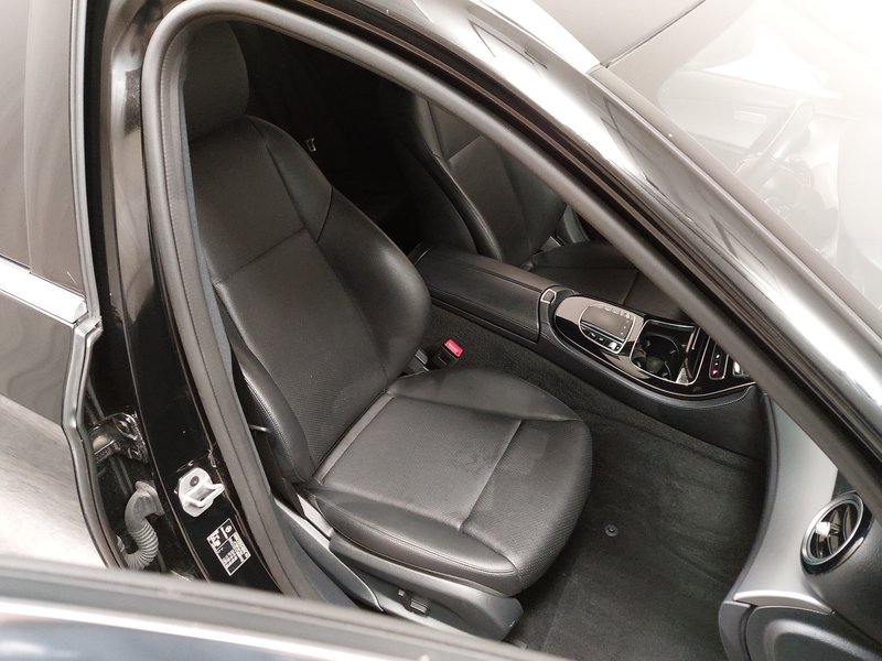 Mercedes-Benz E 200 d karavan automatik Avantgarde • ACC • zračno ogibanje — 10