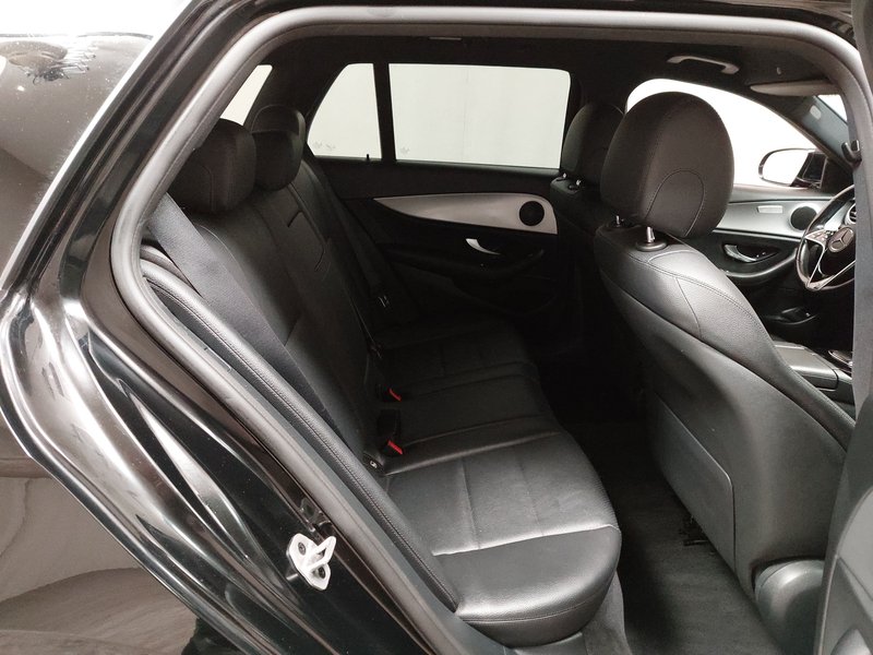 Mercedes-Benz E 200 d karavan automatik Avantgarde • ACC • zračno ogibanje — 12