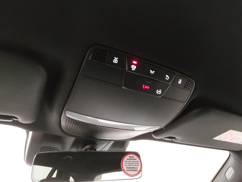 Mercedes-Benz E 200 d karavan automatik Avantgarde • ACC • zračno ogibanje — 13
