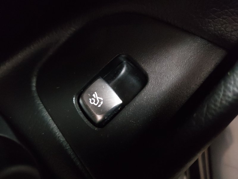 Mercedes-Benz E 200 d karavan automatik Avantgarde • ACC • zračno ogibanje — 17