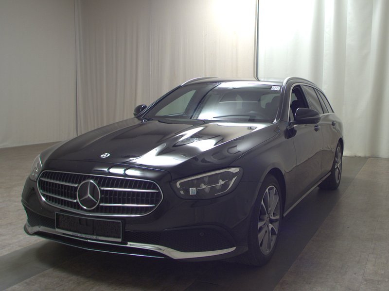 Mercedes-Benz E 200 d karavan automatik Avantgarde • ACC • zračno ogibanje — 2